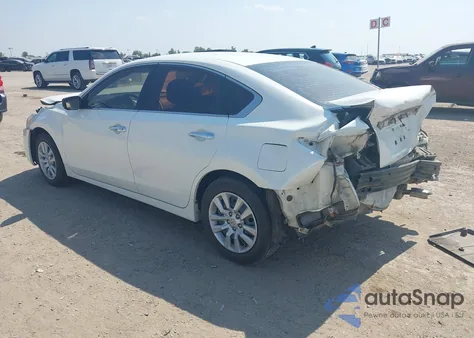 2015 Nissan Altima 2.5/S/Sv/Sl z USA, uszkodzony, nr VIN 1N4AL3AP4FN334607
